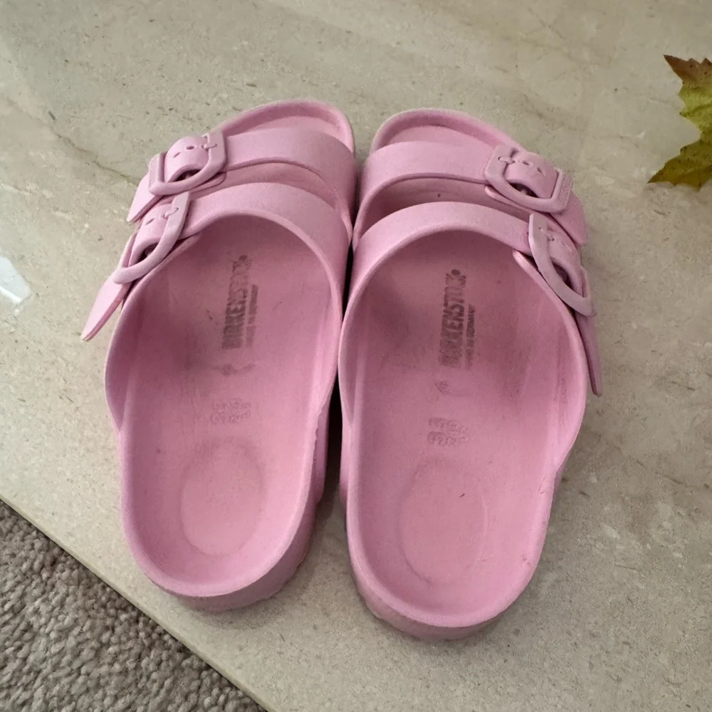Birkenstock Girls Sandal Size 33